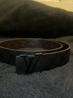 Louis Vuitton Black Damier-Pattern Men's Belt with LV Buckle